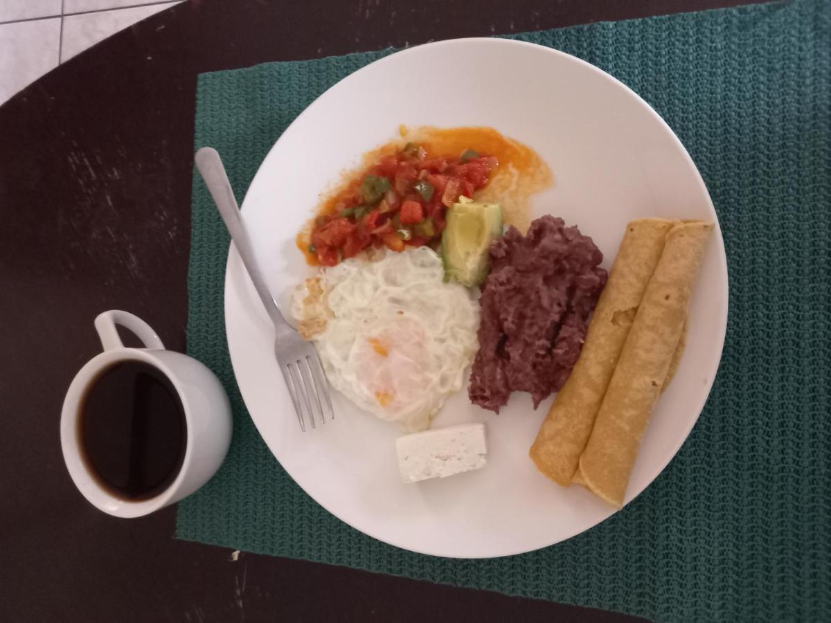 Hospedaje Casa De Luna Tegucigalpa Bagian luar foto