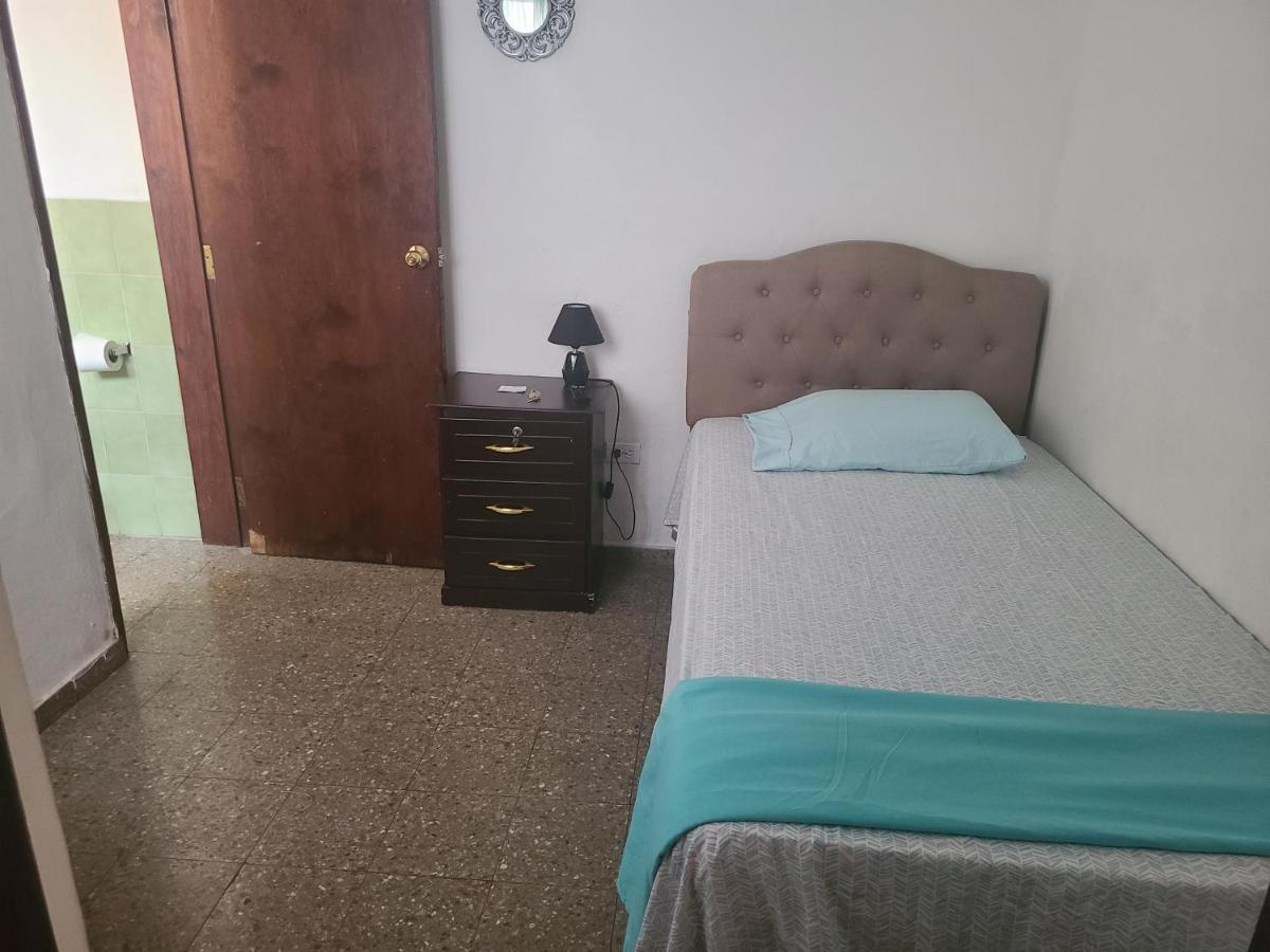 Hospedaje Casa De Luna Tegucigalpa Bagian luar foto